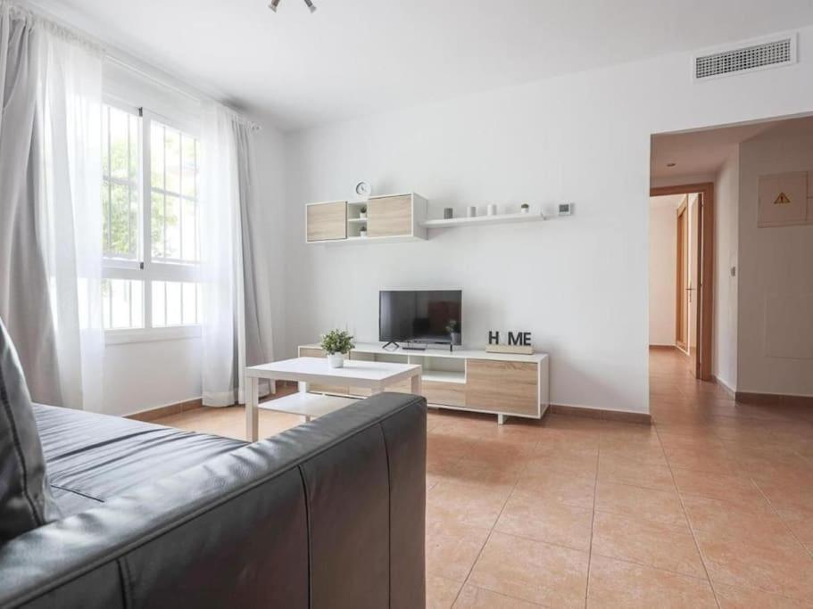 Alojamiento Con Piscina Y Parking En Sevilla La Algaba Ngoại thất bức ảnh